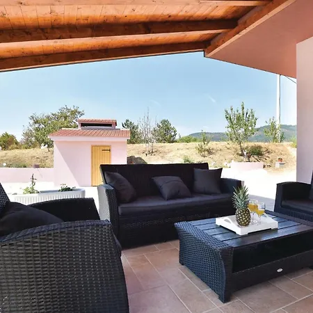 Holiday home Pet Friendly In *
